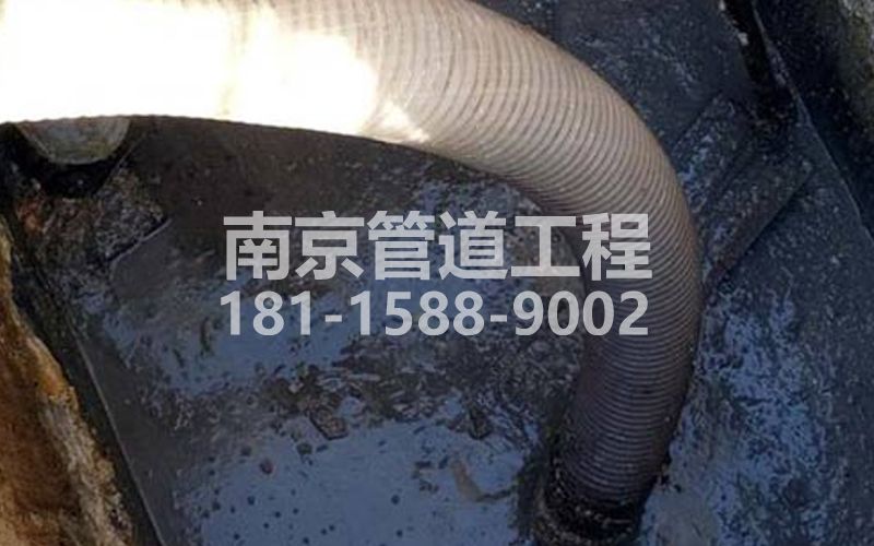213王子楼抽粪
