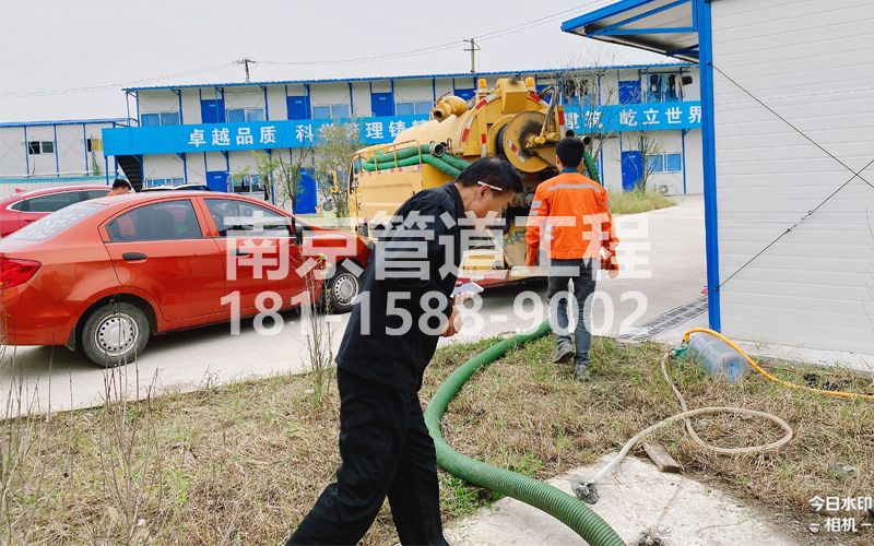 255王子楼工地化粪池处理