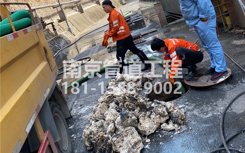 262王子楼酒店厨房管道疏通