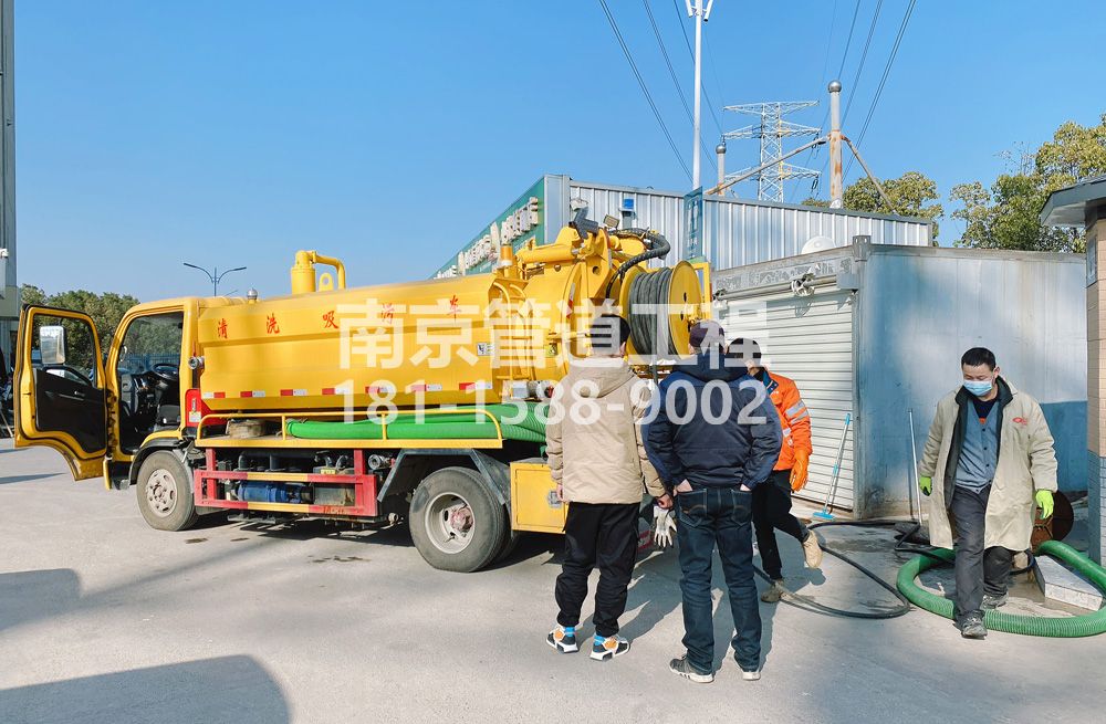 311王子楼粮油市场化粪池清理